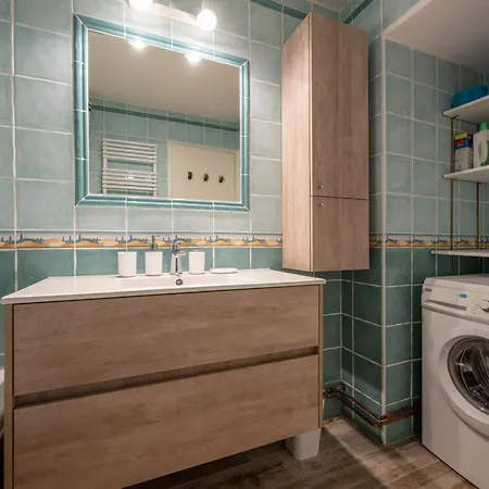 Apartment Echo Des Marmottes - Au Pied Des Pistes - Parking Enchastrayes